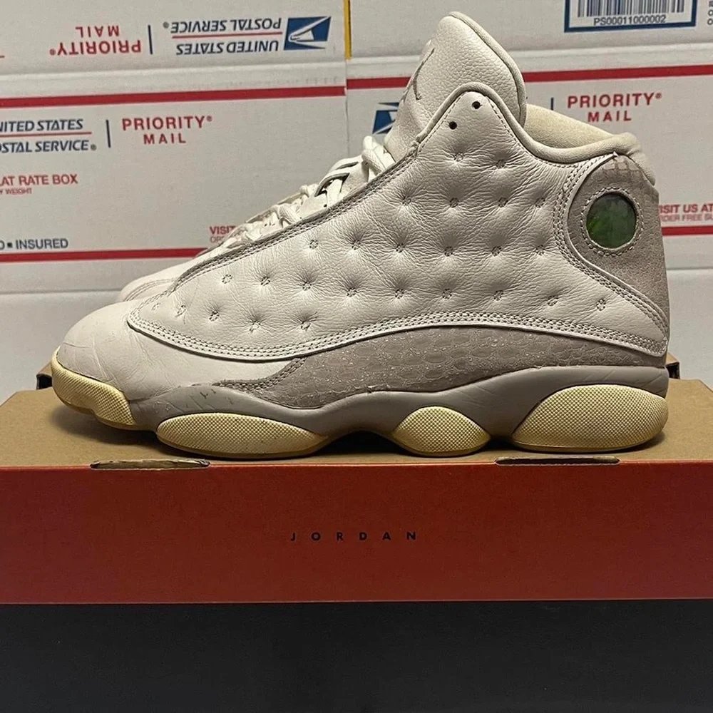 Wmns Air Jordan 13 Retro “Phantom”